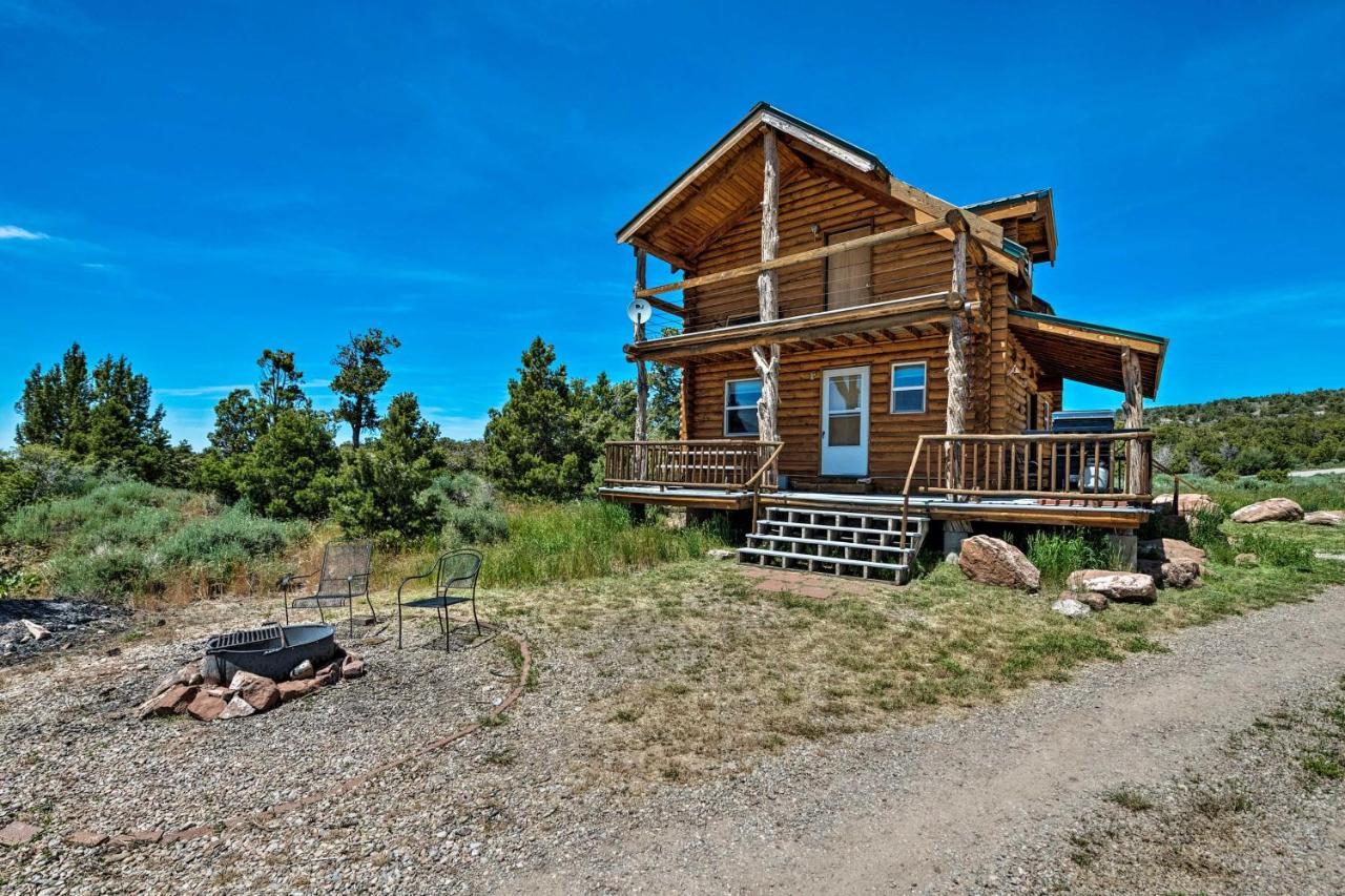 Cabin With Fire Pit, Views And Bbq 18 Mi To Moab! Exterior foto